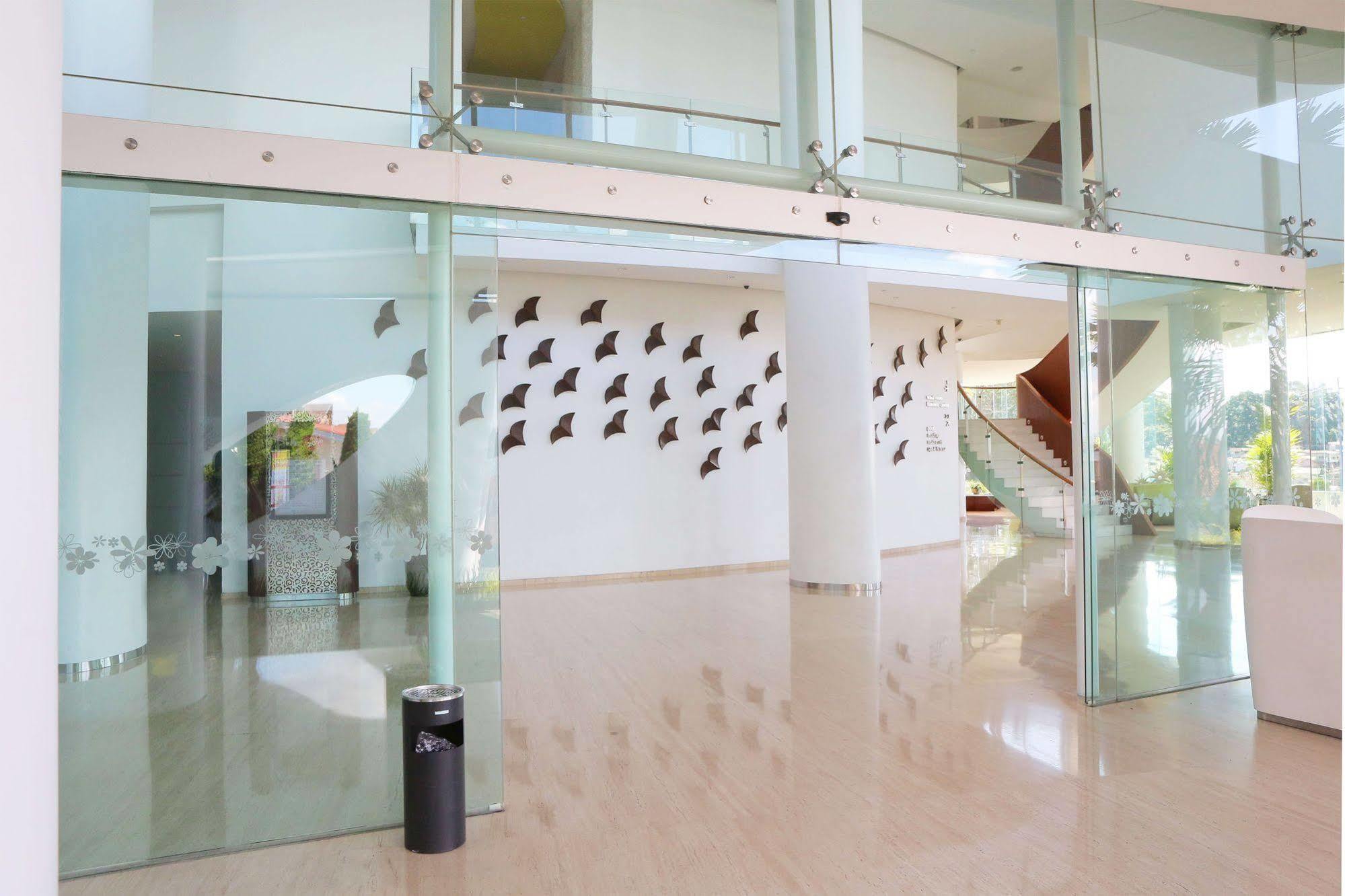Sensa Hotel Bandung Exterior photo
